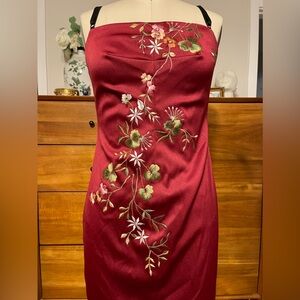 VTG Mandalay Red Embroidered Floral Midi Dress